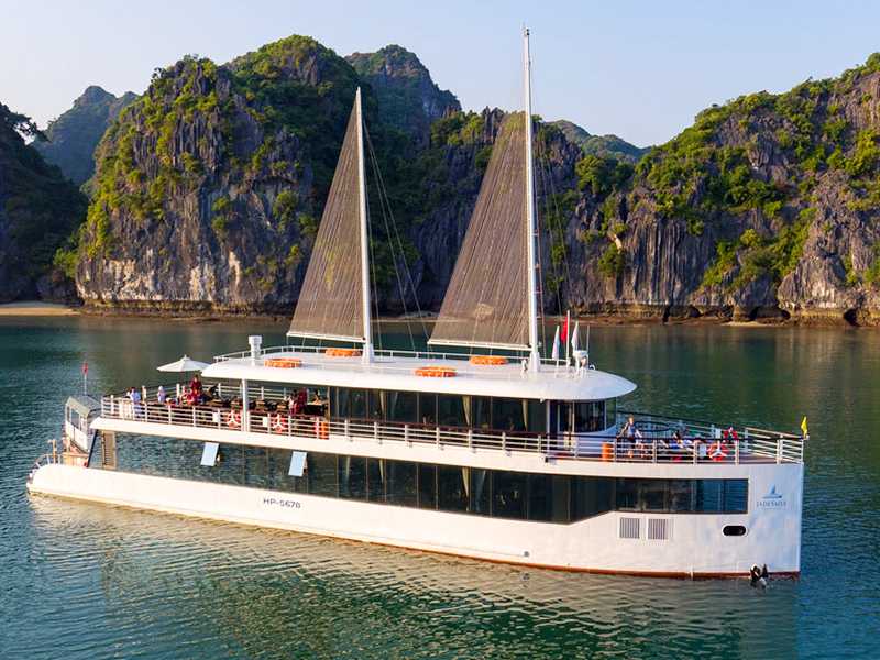 Jade Sails Cruise - 1 Day Luxury Tour (7-Hours Cruise)